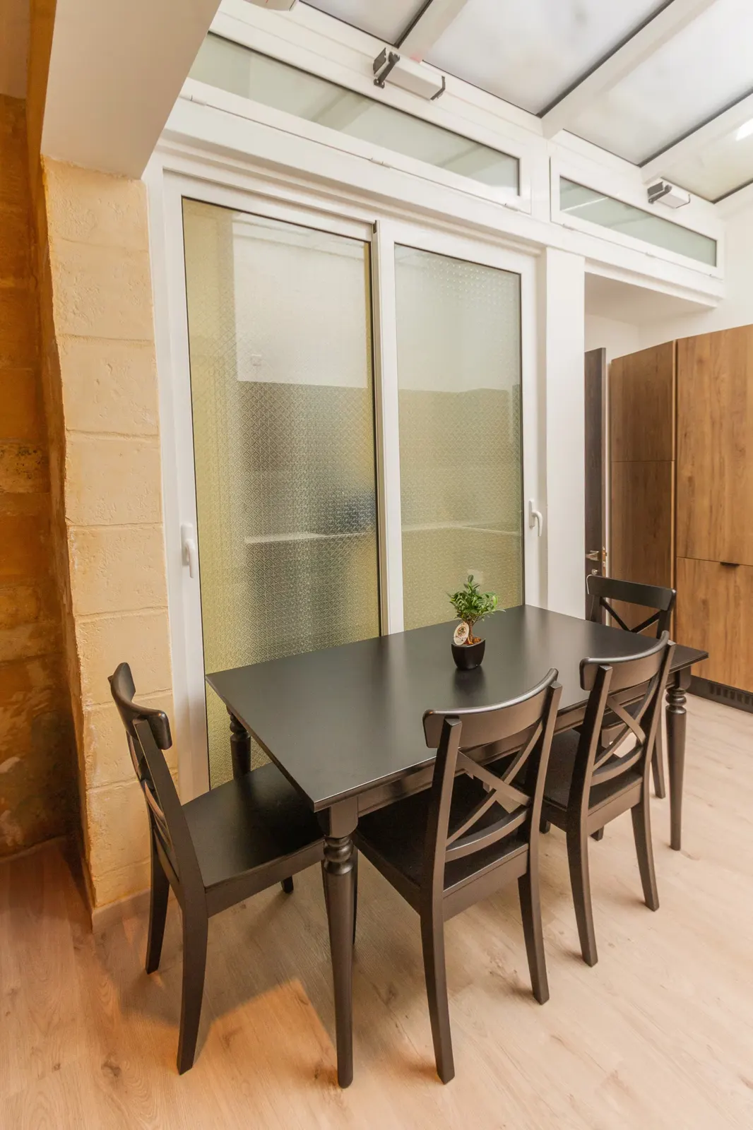 Six-seat dining table